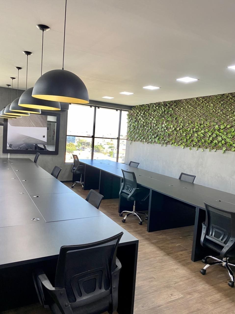Estação de Trabalho Compartilhada no coworking Trinova, em Piracicaba
