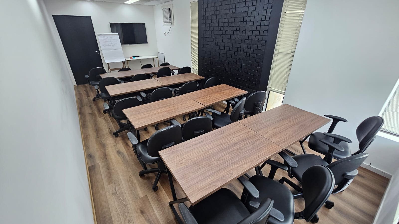 Sala 20 no coworking Trinova, em Piracicaba